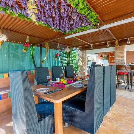 Villa Casa Jaska By *