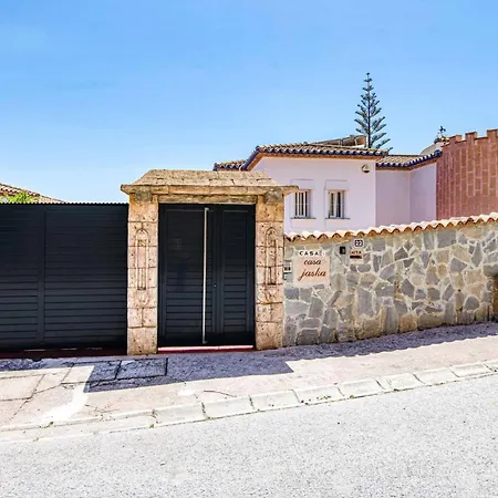 Casa Jaska By *